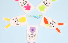 Lovely Easter Bunny Finger Puppets [Free Pattern] | Fun Cloth with Easter Finger Puppets Printable
